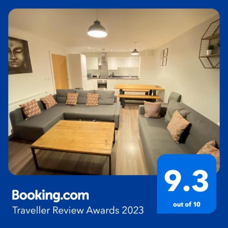 3 Bedrooms Double Or Single Beds, 2 Parking Spaces! Wifi & Smart Tv'S, Balcony Portsmouth Kültér fotó